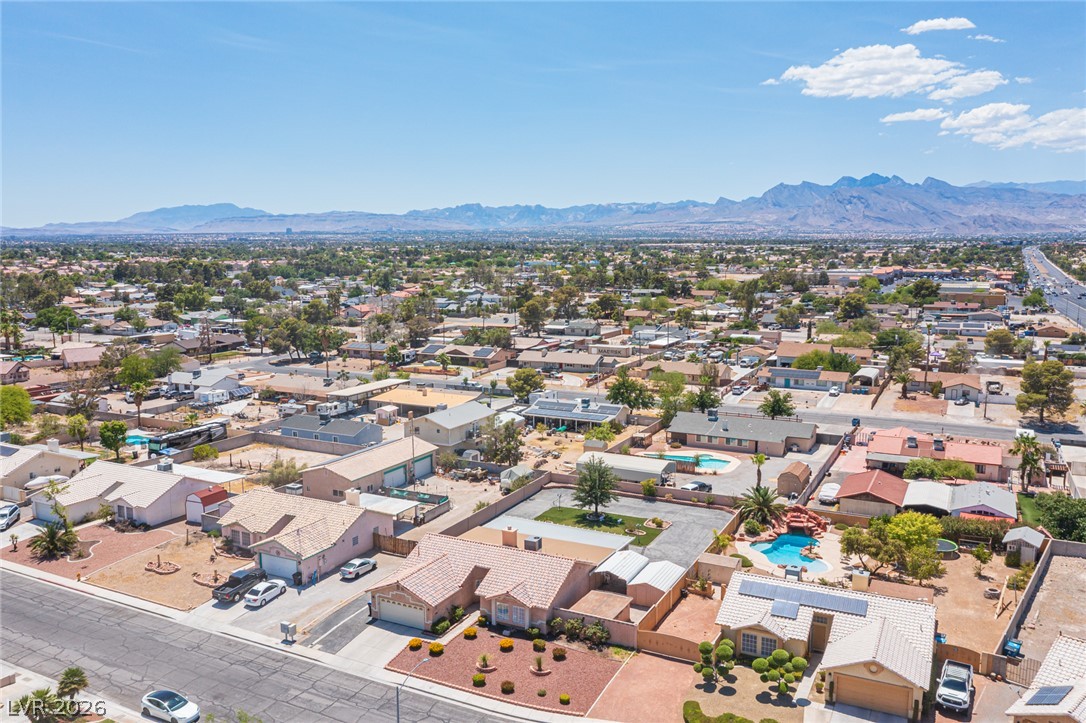 4353 Valley Regents Drive North Las Vegas NV 89032