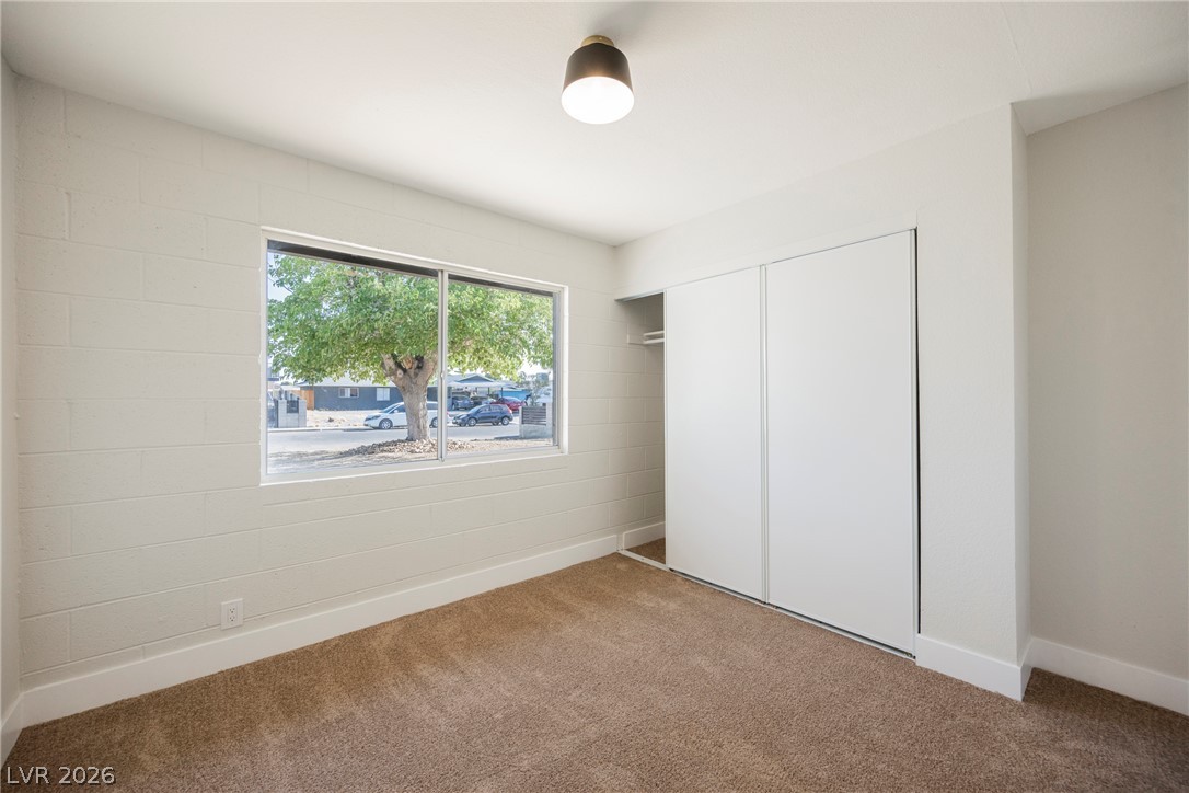 1047 Westminster Avenue Las Vegas NV 89119