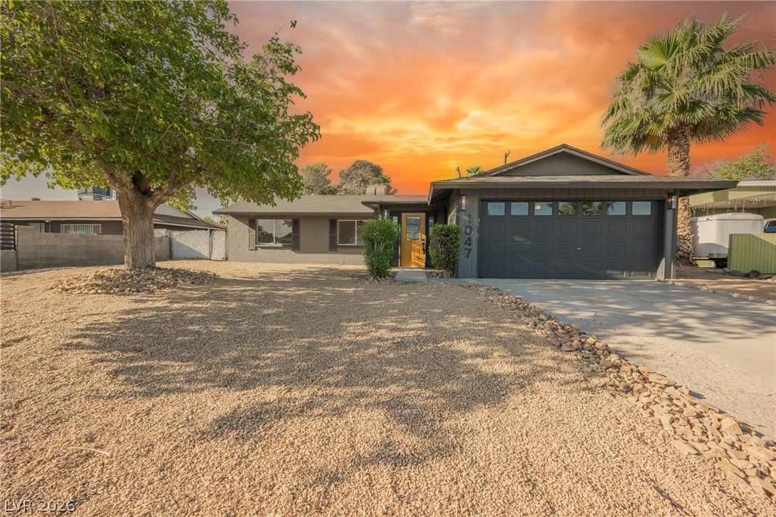 1047 Westminster Avenue Las Vegas NV 89119