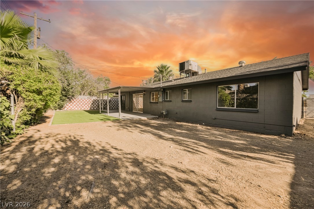 1047 Westminster Avenue Las Vegas NV 89119