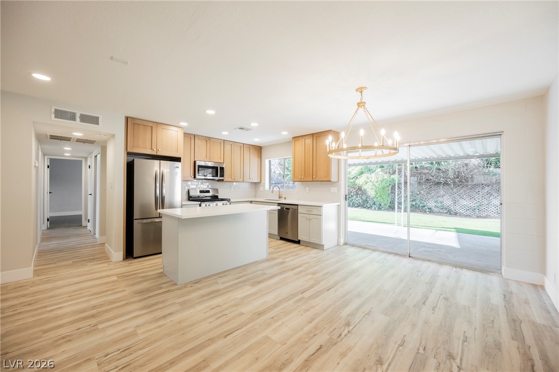1047 Westminster Avenue Las Vegas NV 89119