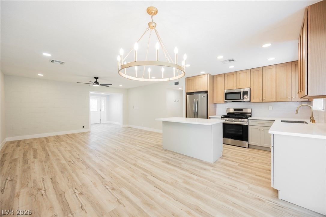 1047 Westminster Avenue Las Vegas NV 89119