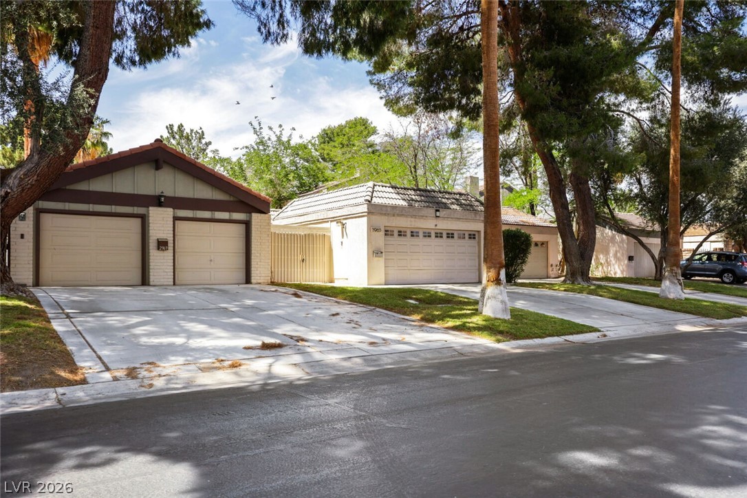 2965 Bel Air Drive Las Vegas NV 89109