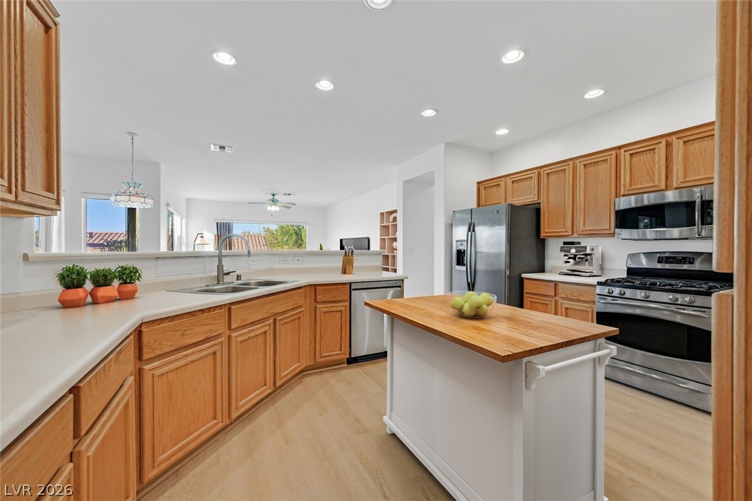 2582 Hayesville Avenue Henderson NV 89052
