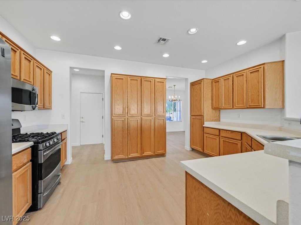 2582 Hayesville Avenue Henderson NV 89052