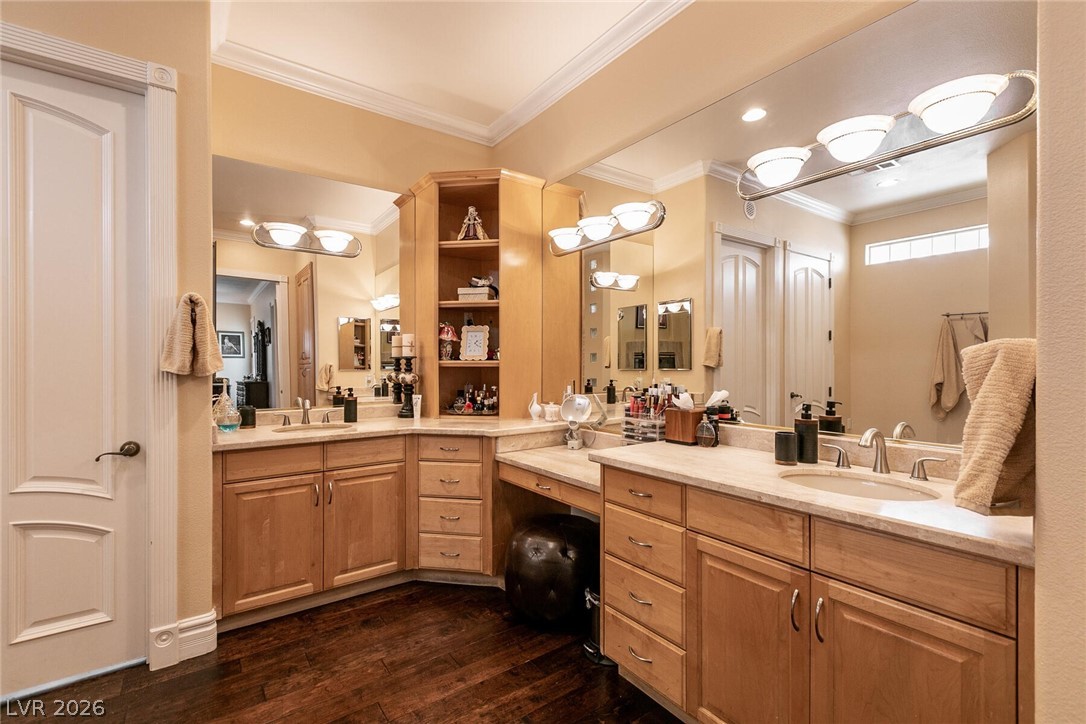 7718 Willow Cove Circle Las Vegas NV 89129