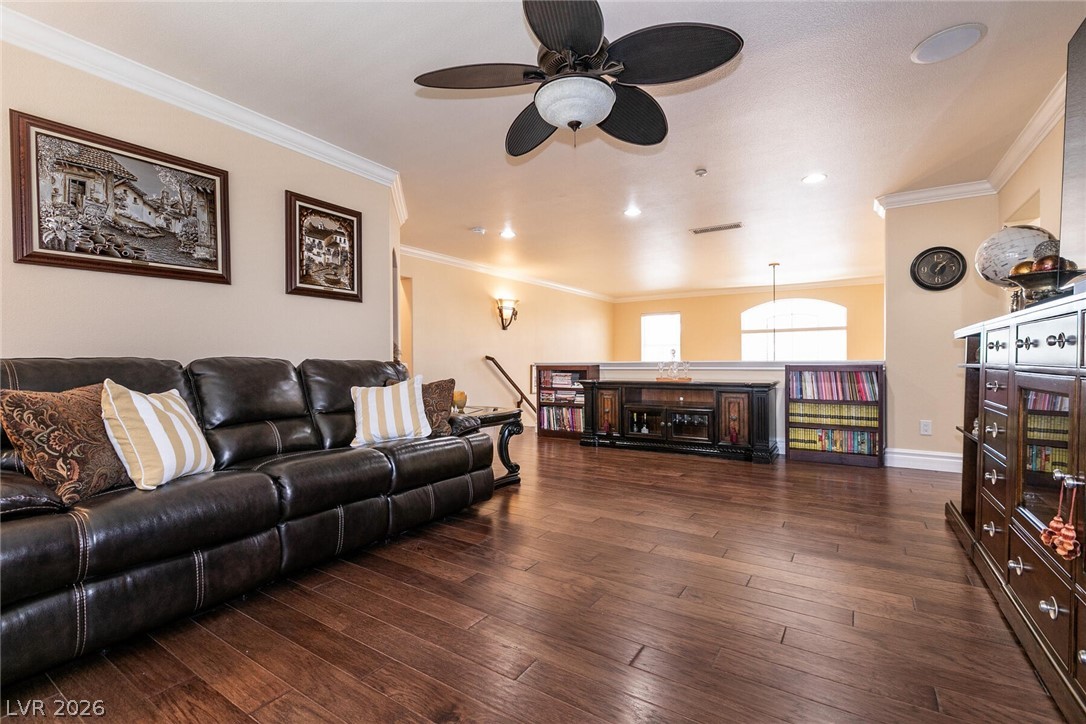 7718 Willow Cove Circle Las Vegas NV 89129