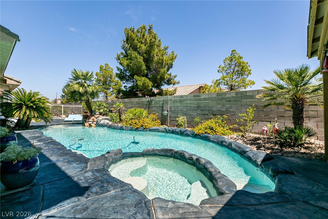 7718 Willow Cove Circle Las Vegas NV 89129