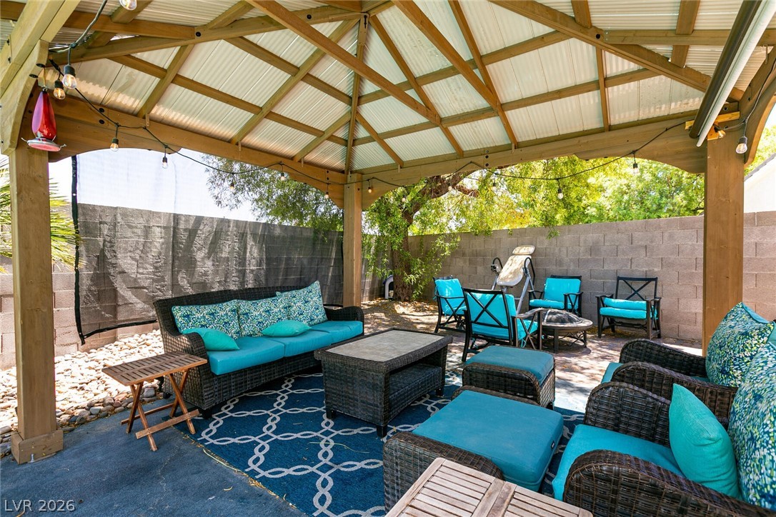 7718 Willow Cove Circle Las Vegas NV 89129