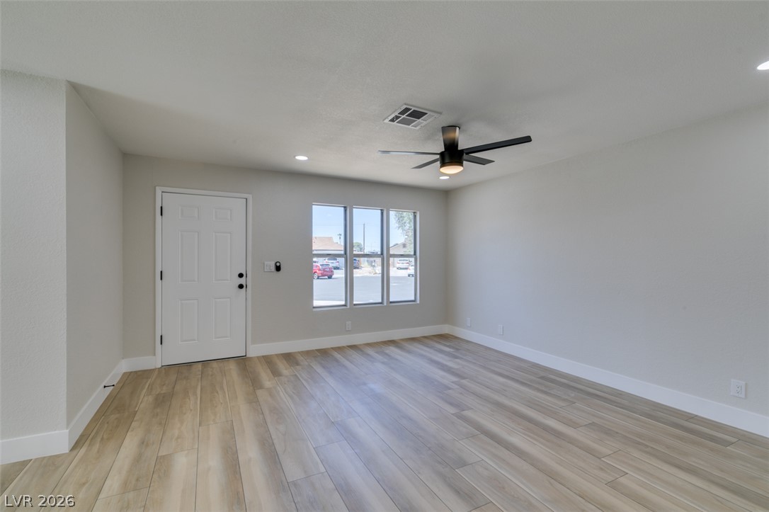 5682 Coaldale Place Las Vegas NV 89110