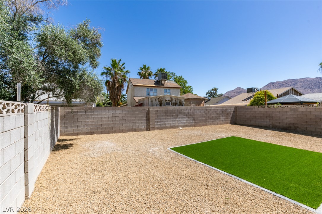 5682 Coaldale Place Las Vegas NV 89110