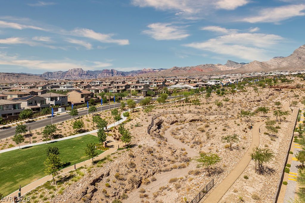 11821 Stone Run Avenue Las Vegas NV 89138