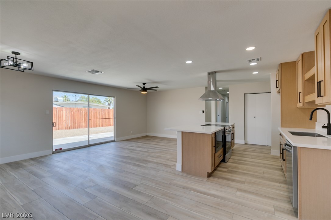 5901 Shawnee Avenue Las Vegas NV 89107
