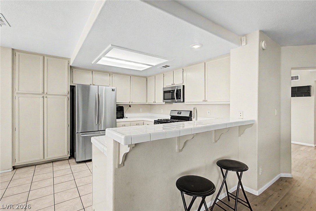 6484 Lombard Drive Las Vegas NV 89108