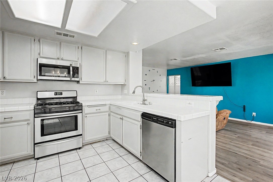6484 Lombard Drive Las Vegas NV 89108