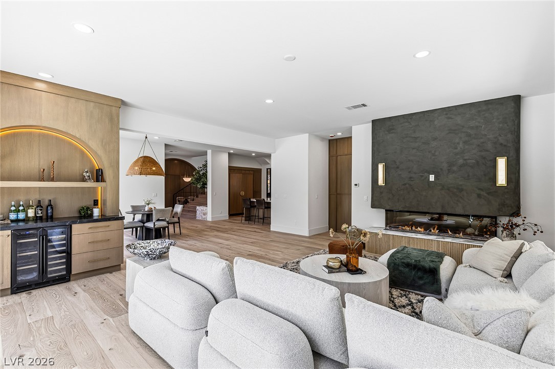 10205 Orkiney Drive Las Vegas NV 89144