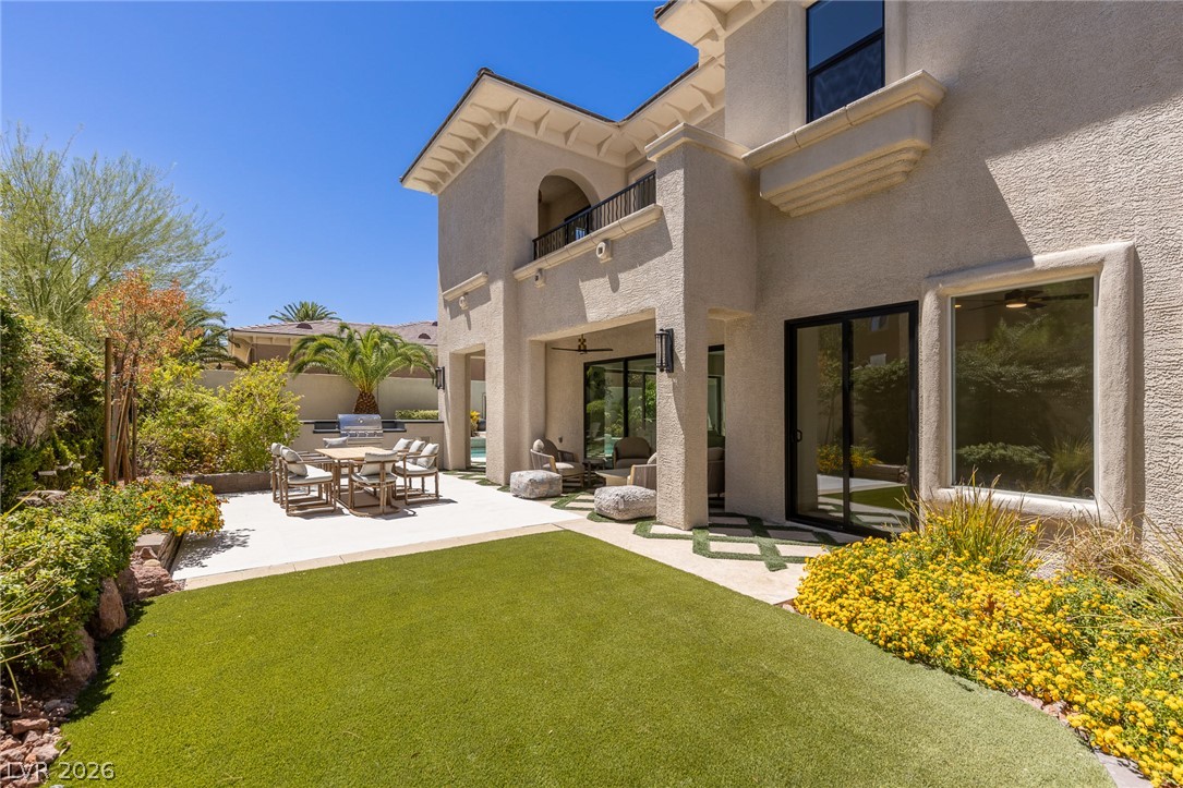 10205 Orkiney Drive Las Vegas NV 89144