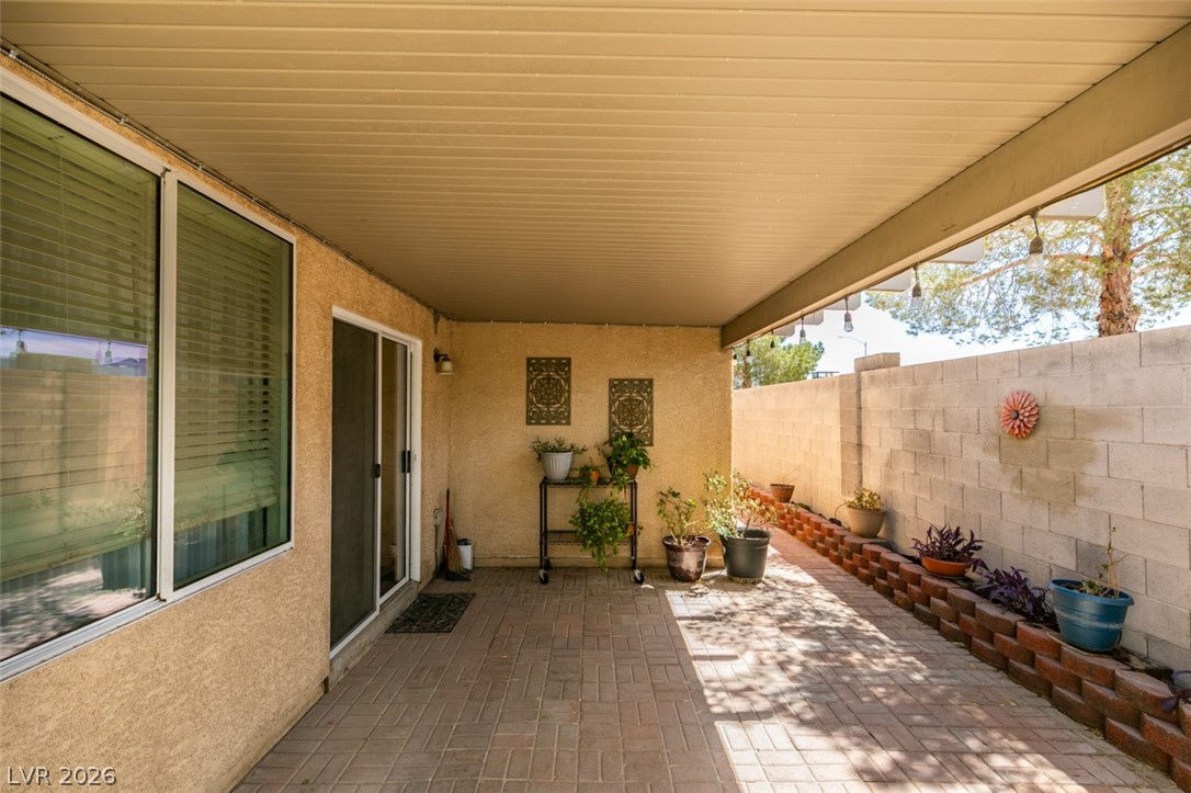 1457 Winters Run Avenue Las Vegas NV 89183
