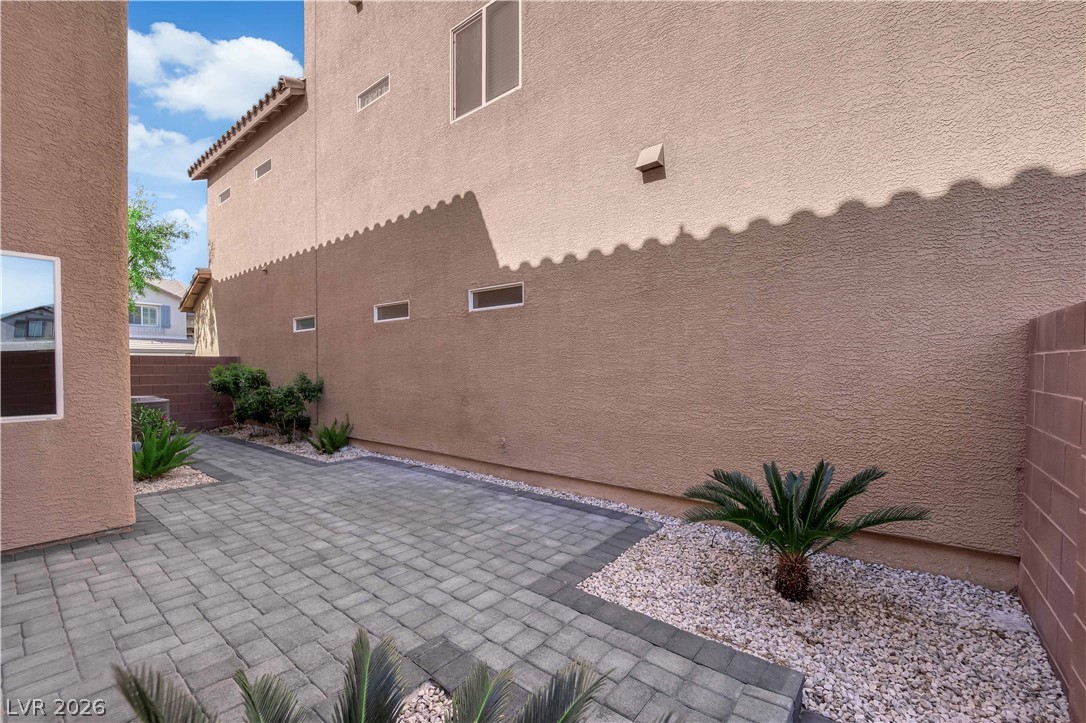 8922 Harmony Hall Avenue Las Vegas NV 89178