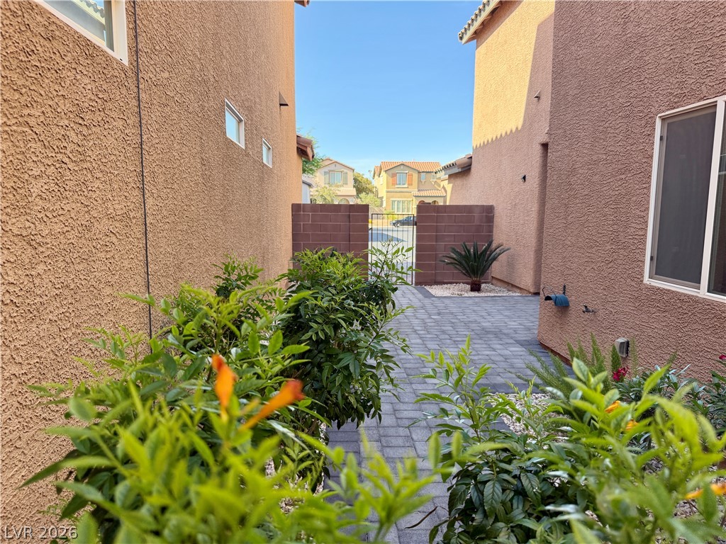 8922 Harmony Hall Avenue Las Vegas NV 89178