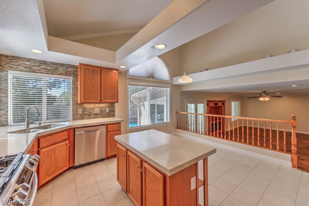 9825 Ocotillo Falls Avenue Las Vegas NV 89148