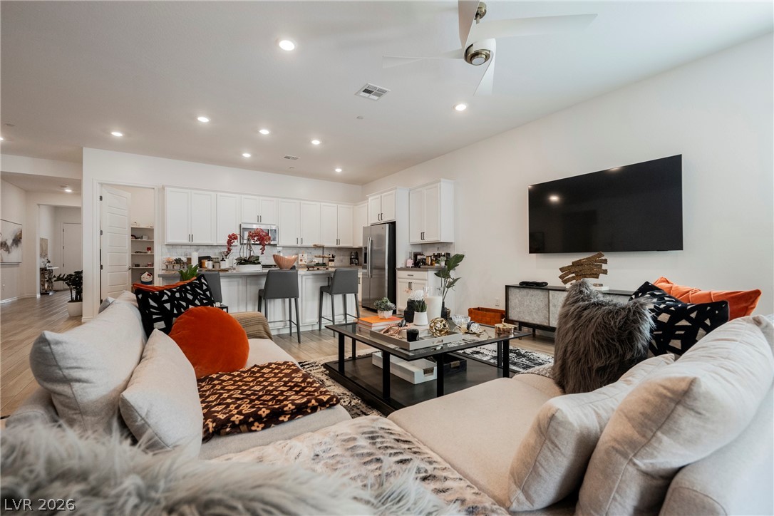 93 Juliette Pointe Lane Henderson NV 89011