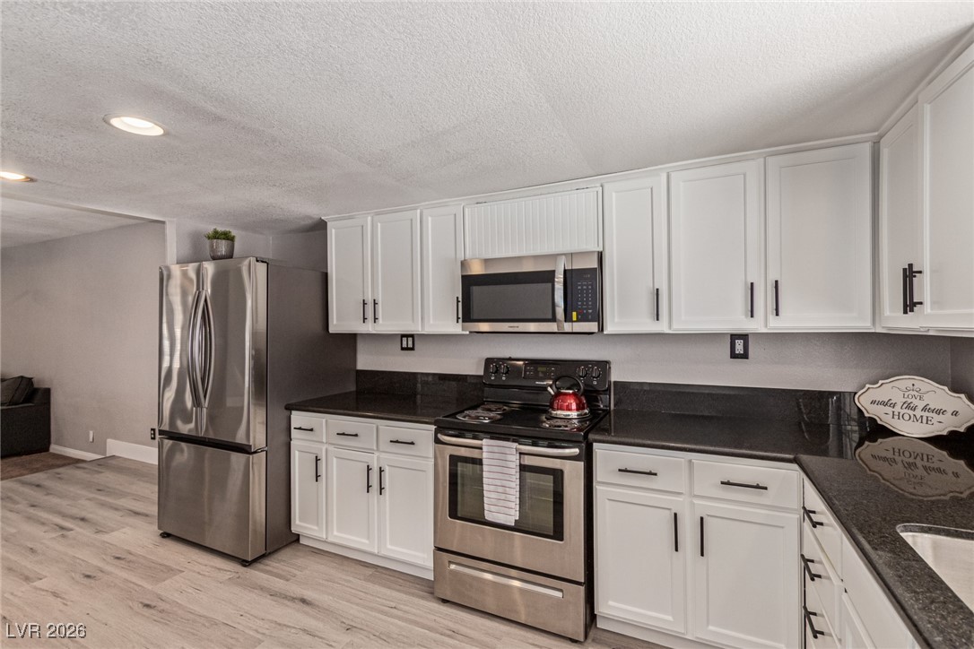 5905 Paseo Montana Las Vegas NV 89108