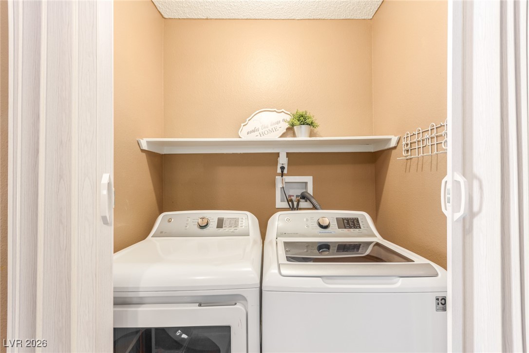 5905 Paseo Montana Las Vegas NV 89108