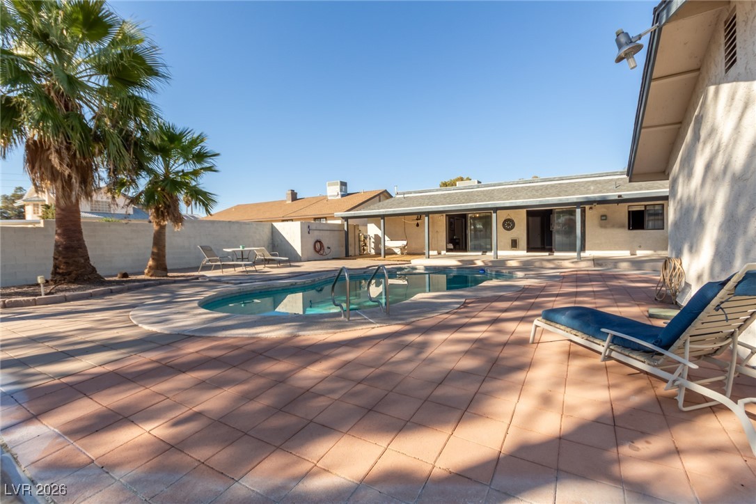 5905 Paseo Montana Las Vegas NV 89108