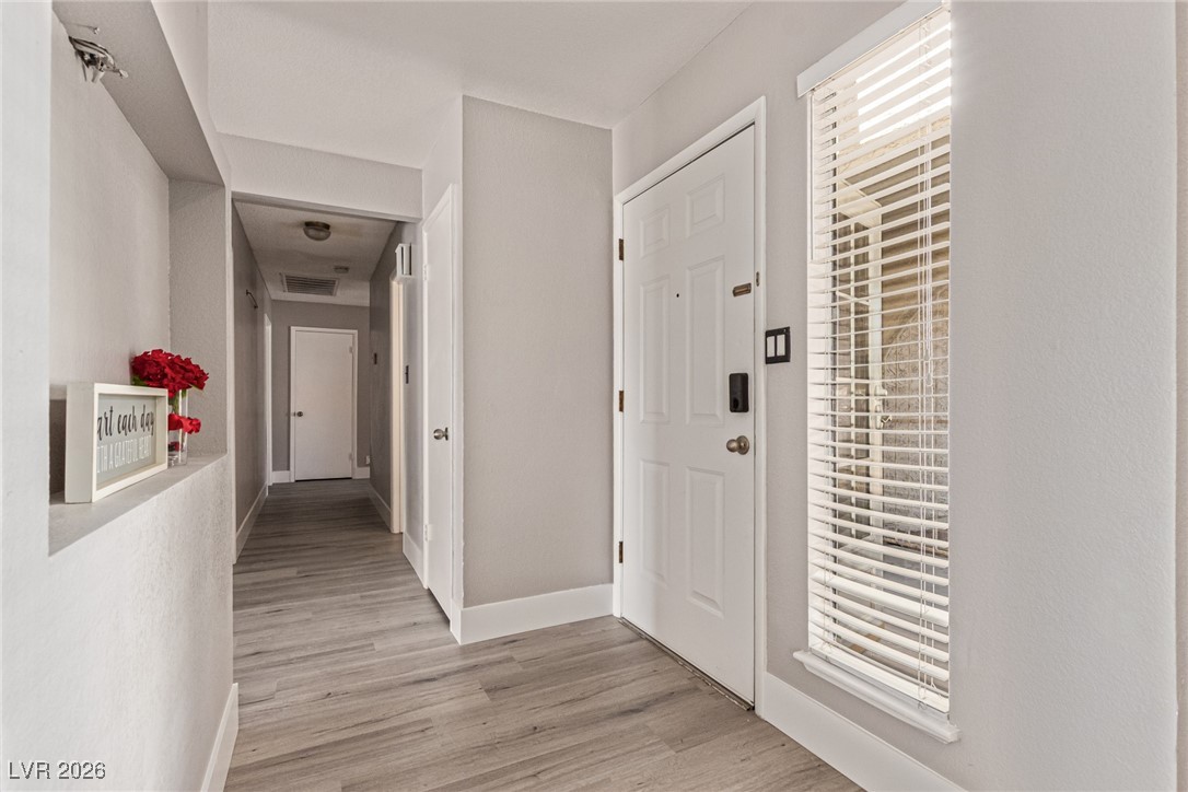 5905 Paseo Montana Las Vegas NV 89108