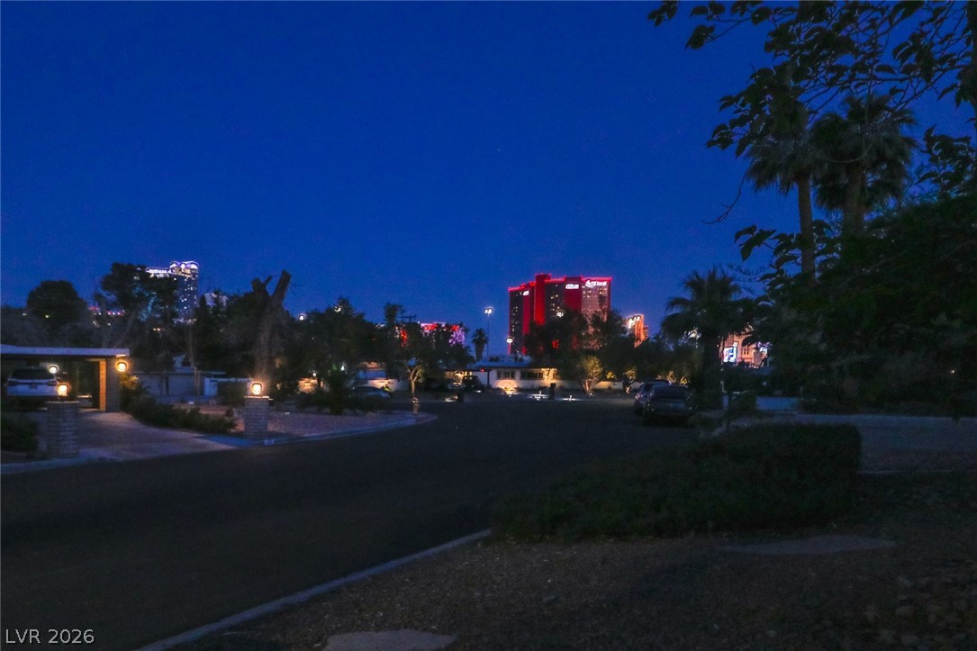 1517 Bryn Mawr Avenue Las Vegas NV 89102