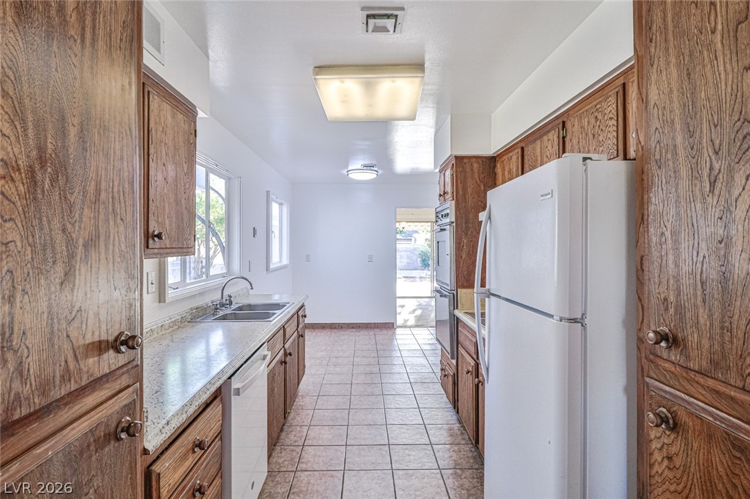 1517 Bryn Mawr Avenue Las Vegas NV 89102