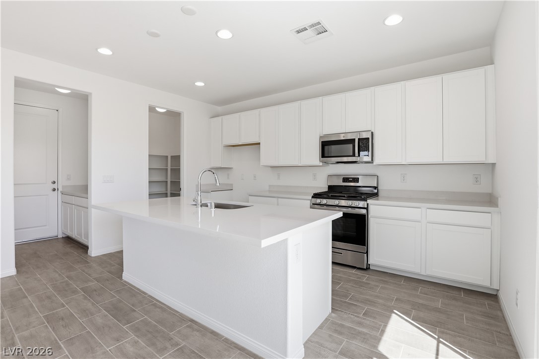 7476 Proctor Street Las Vegas NV 89120