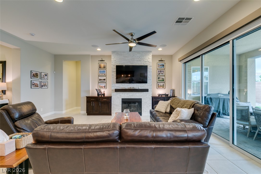 7326 Winesburg Street Las Vegas NV 89166