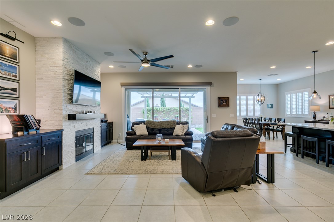 7326 Winesburg Street Las Vegas NV 89166