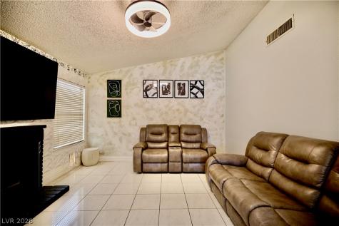 6669 Pleasant Plains Way Las Vegas NV 89108
