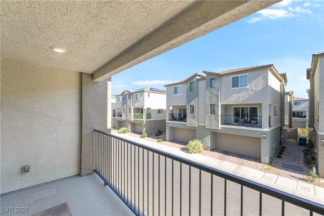 6853 Prairie Pearl Street Las Vegas NV 89148