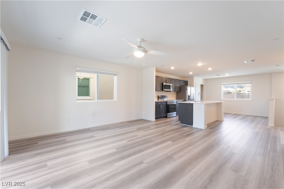 6853 Prairie Pearl Street Las Vegas NV 89148