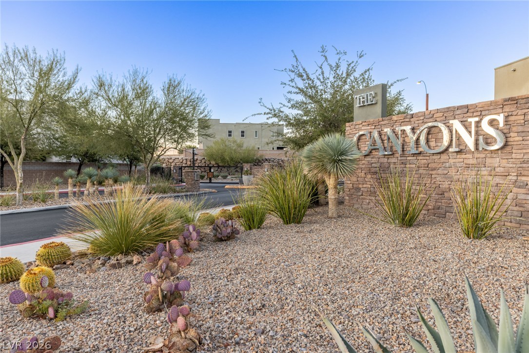 767 Glowing Horizon Street Henderson NV 89052