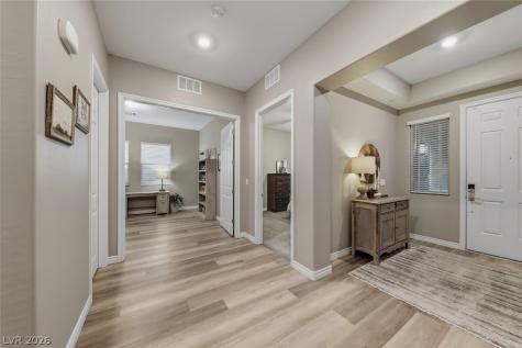 401 Middlestone Avenue Henderson NV 89011