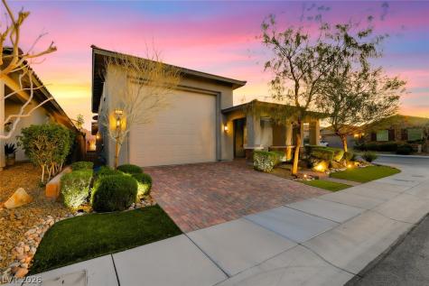 401 Middlestone Avenue Henderson NV 89011