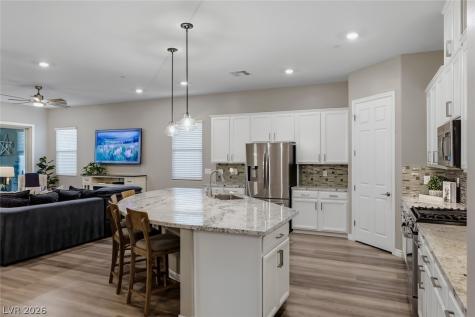 401 Middlestone Avenue Henderson NV 89011