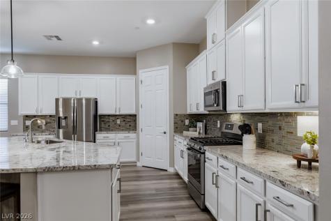 401 Middlestone Avenue Henderson NV 89011