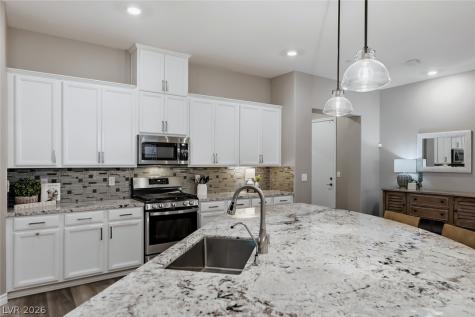 401 Middlestone Avenue Henderson NV 89011