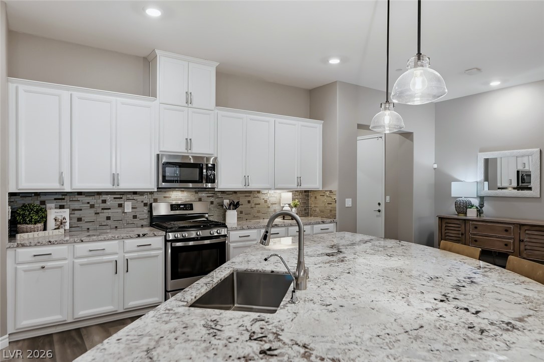 401 Middlestone Avenue Henderson NV 89011