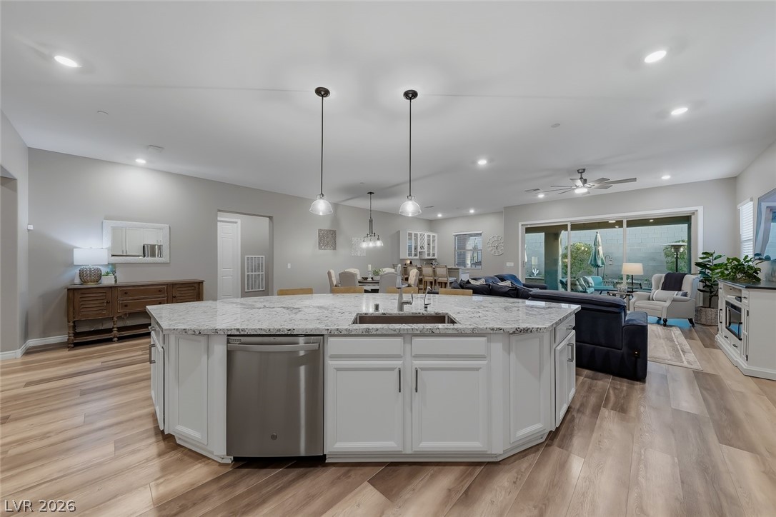 401 Middlestone Avenue Henderson NV 89011
