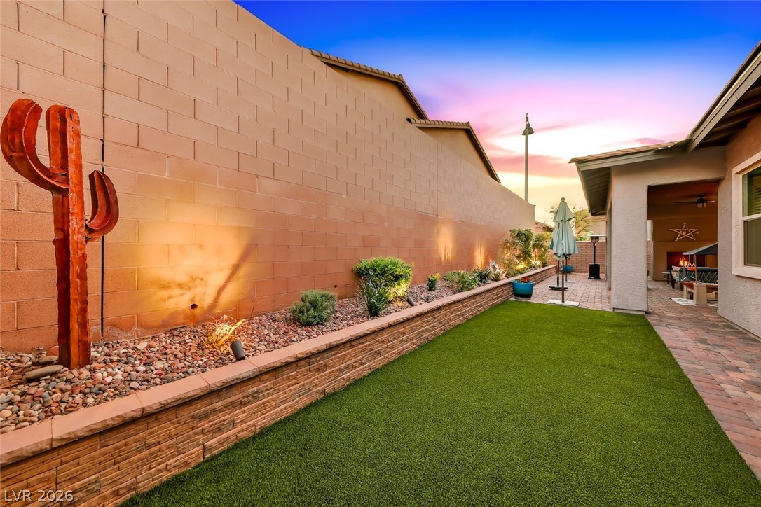 401 Middlestone Avenue Henderson NV 89011