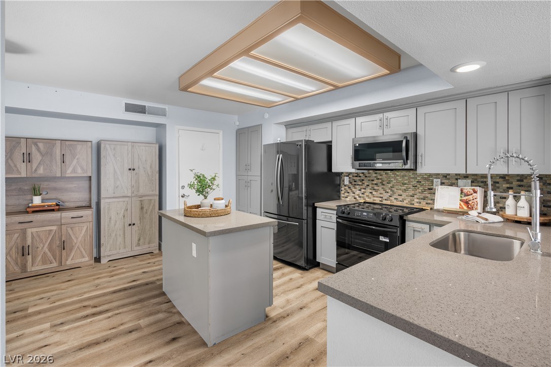 2620 Golden Sands Drive Las Vegas NV 89128