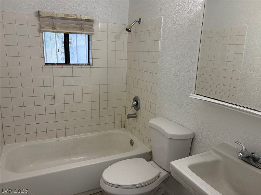 5701 Evergreen Avenue Las Vegas NV 89107