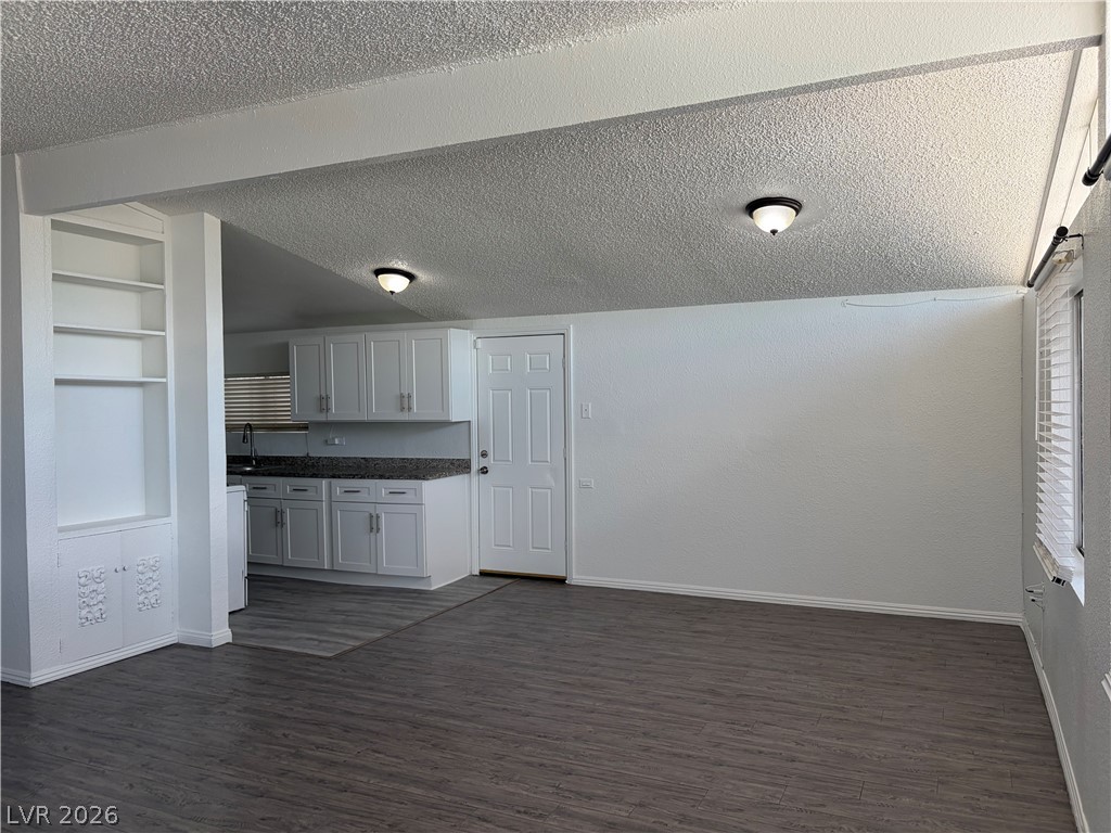5701 Evergreen Avenue Las Vegas NV 89107